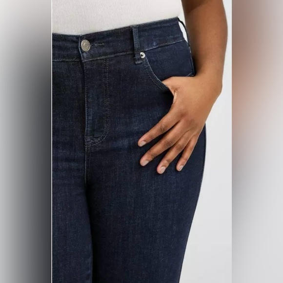 NWT Torrid Trio skinny high rise jeans sizes 22-26 regular - Picture 5 of 7